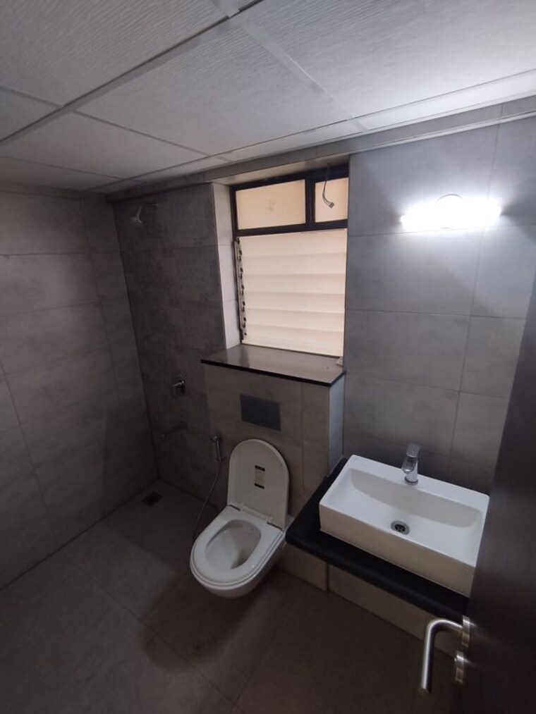 Bathroom, mahindra-alcove 2 Bedroom 740 Sq.Ft. Apartment In Chandivali Mumbai 10310345