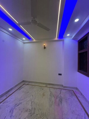 Furnished Amenities in 3 BHK Builder Floor at Saket – for Rent