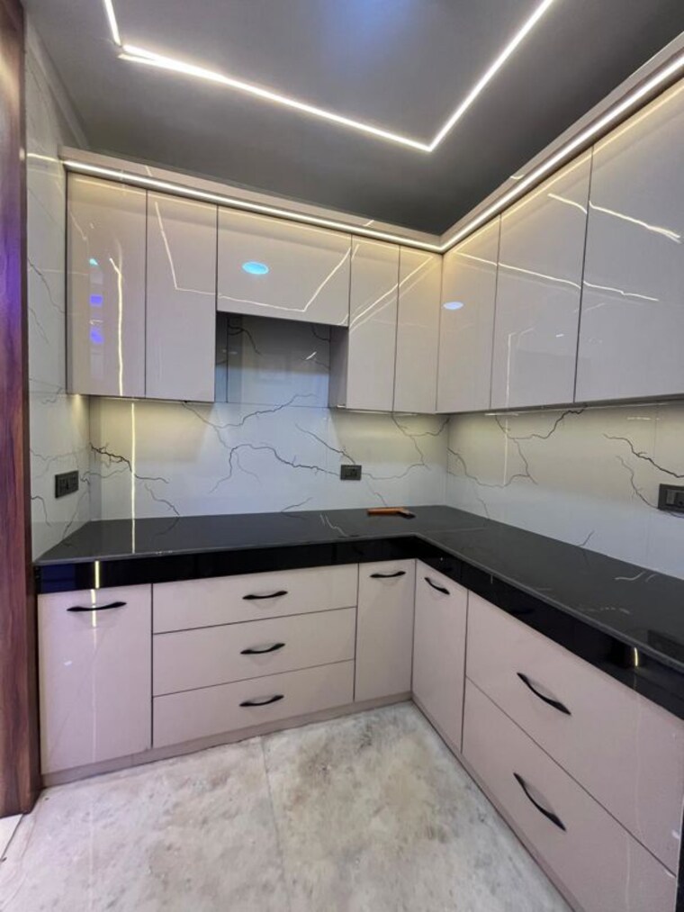 Kitchen, saket 3 Bedroom 1550 Sq.Ft. Builder Floor In Saket Delhi 10310347