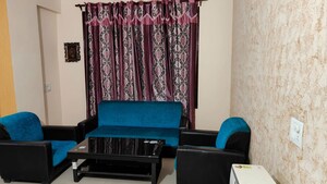 Living Room in 3 BHK Apartment at Sector 5 – for Rent