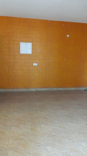 2 BHK Apartment For Rent in Ansal Royal Heritage, Sector 70