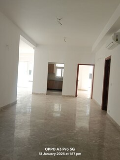 5 BHK + Servant Room Apartment For Rent in SS Linden