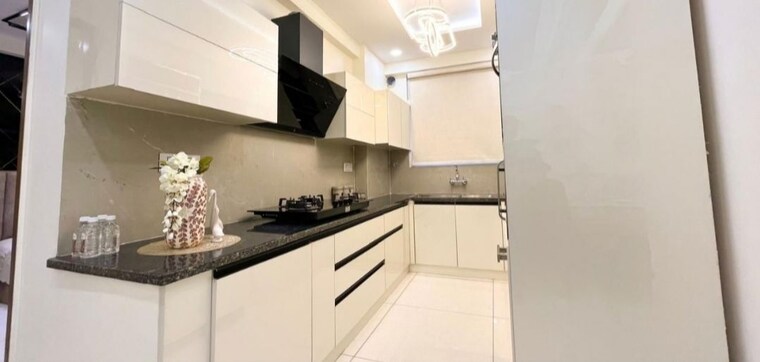 Kitchen, the-suman-marvelous 3 Bedroom 1822 Sq.Ft. Apartment In Ramgarh Bhudda Zirakpur 10310410