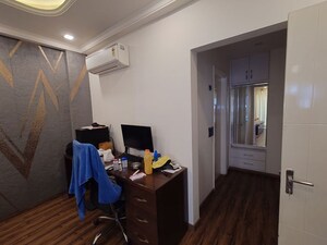 Master Bedroom in 3 BHK Builder Floor at RPS Palm Drive, Sector 88 – for Rent