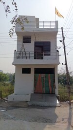 1 Rk  + Extra Room 60 Sq.Yd. Independent House in Sector 62