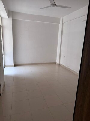 Room in 2 BHK Apartment at Breez Global Heights, Sohna Sector 33 – for Sale