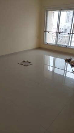 2 BHK Apartment For Sale in Romell Diva