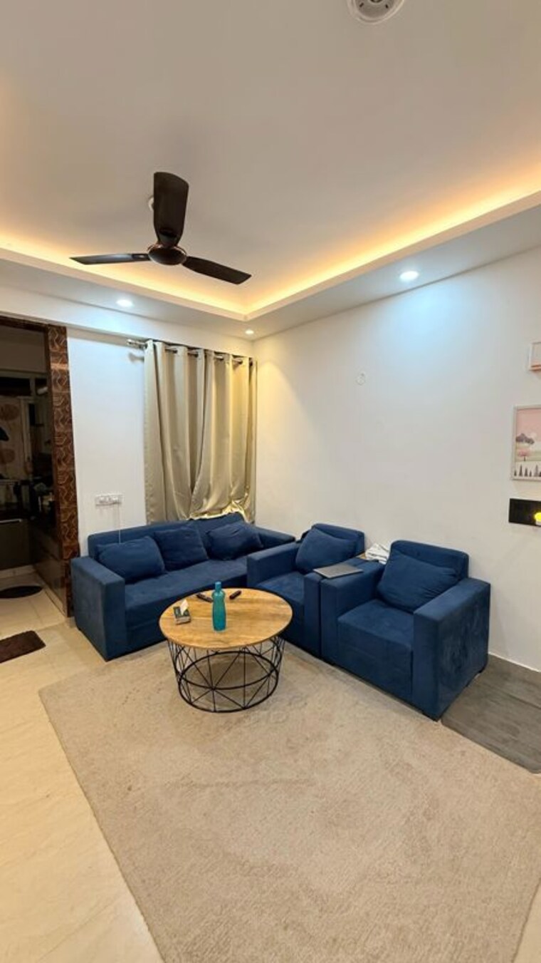 Living Room, shree-vardhman-mantra 2 Bedroom 800 Sq.Ft. Apartment In Sector 67 Gurgaon 10310399