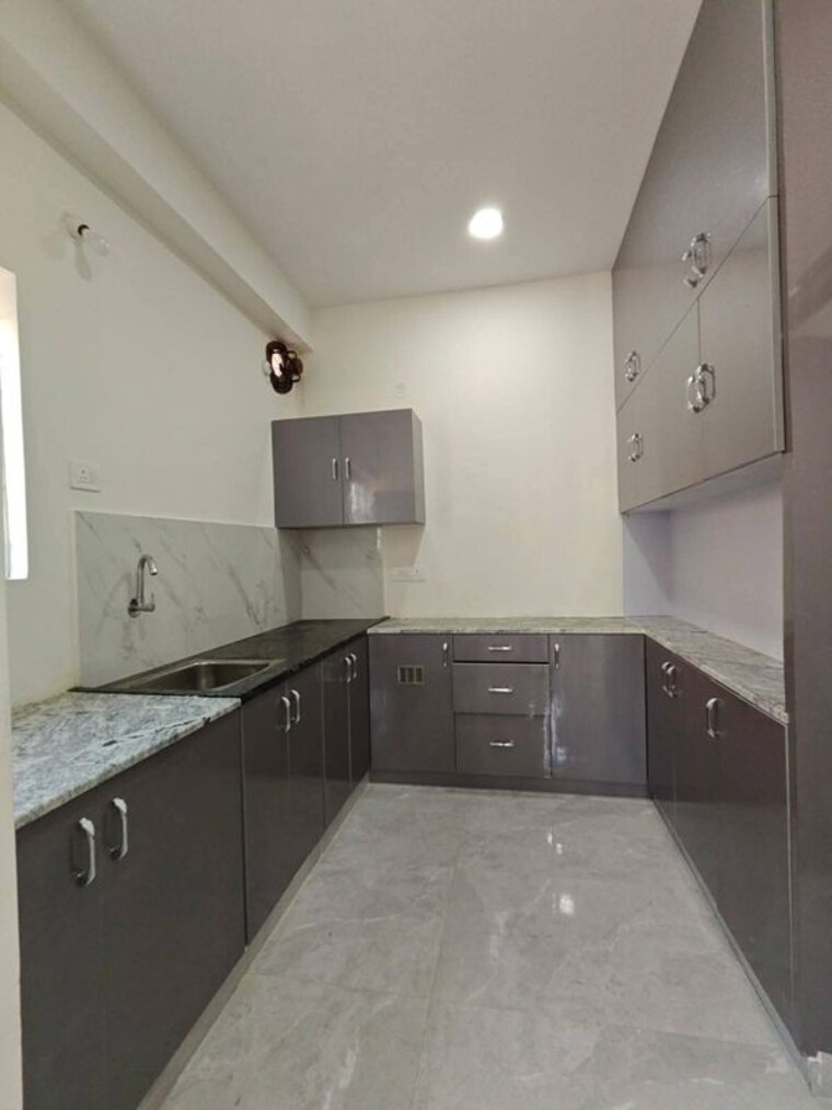Kitchen, gomti nagar 5 Bedroom 2152 Sq.Ft. Villa In Gomti Nagar Lucknow 10310525