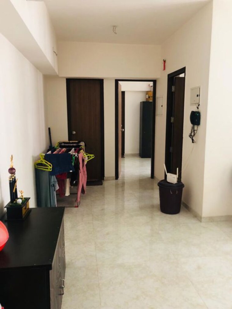 Living Room, lodha-amara-tower-32-and-33 1 Bedroom 454 Sq.Ft. Apartment In Kolshet Road Thane 10310548