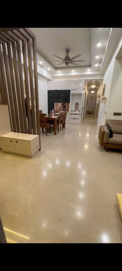 3 BHK + Servant Room Apartment For Rent in Dasnac Burj