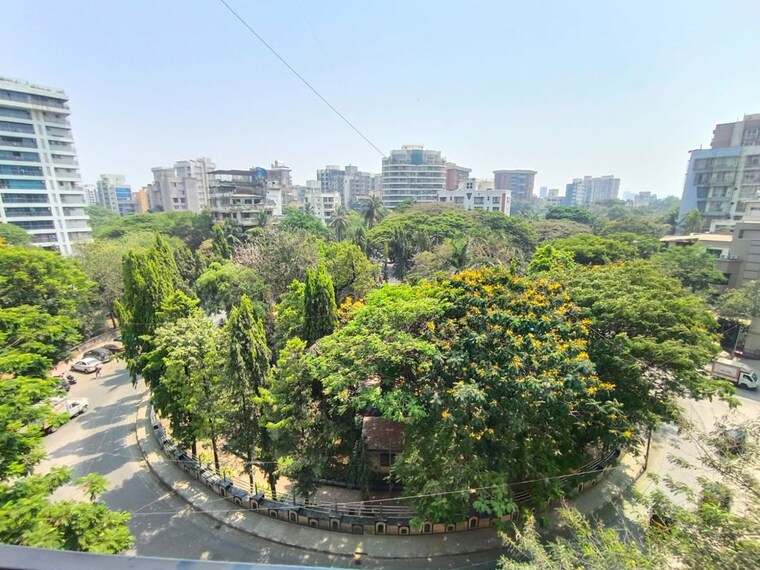 Garden, sandu-vasudeo-bhuvan 3 Bedroom 1300 Sq.Ft. Apartment In Chembur Mumbai 10310556