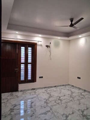 Bedroom in 3 BHK Builder Floor at Sector 10 – for Rent
