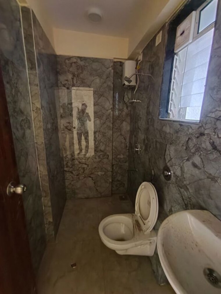 Bathroom, ekta-crest 3 Bedroom 1390 Sq.Ft. Apartment In Chembur Mumbai 10310580