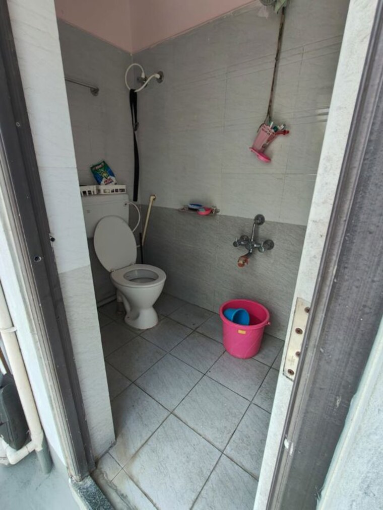 Bathroom, hal 2nd stage 1 RK 300 Sq.Ft. Independent House In Hal 2nd Stage Bangalore 10310592