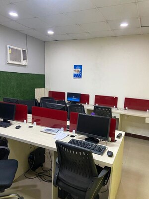 Team Area in  Office Space in IT/SEZ at Sector 3 – for Rent