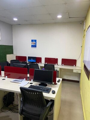 Team Area in  Office Space in IT/SEZ at Sector 3 – for Rent