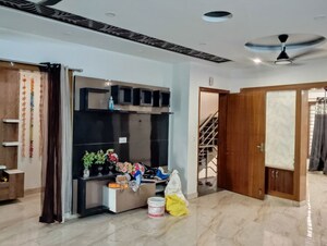 Living Room in 3 BHK Builder Floor at Sector 7 – for Rent