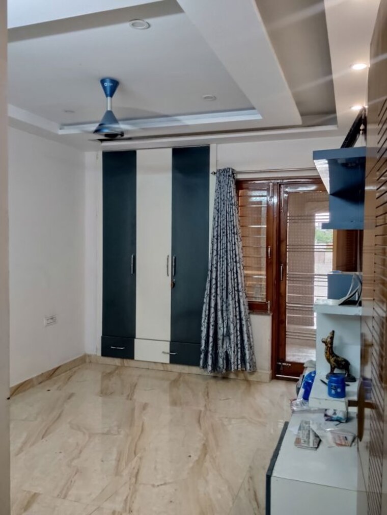 Bedroom, sector 7 3 Bedroom 2250 Sq.Ft. Builder Floor In Sector 7 Faridabad 10310576