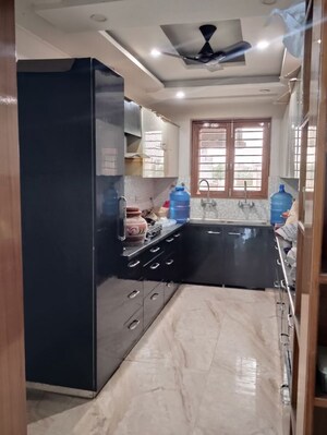 Kitchen in 3 BHK Builder Floor at Sector 7 – for Rent