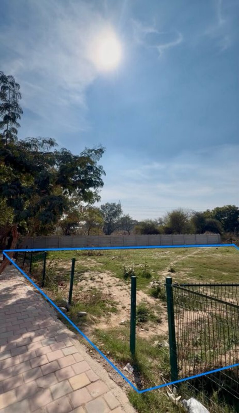 undefined, elan-the-presidential  816 Sq.Yd. Plot In Sector 106 Gurgaon 10066335