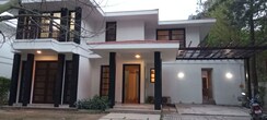 5 BHK + Pooja Room,Servant Room,Study Room Villa For Sale in Vipul Tatvam Villas