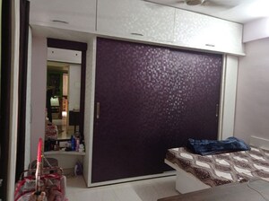 Furnished Amenities in 2 BHK Apartment at Ganesham Phase I, Pimple Saudagar – for Rent