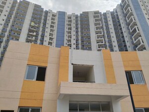 2 BHK Apartment For Sale in Amrapali Dream Valley, Tech Zone 4 Greater Noida