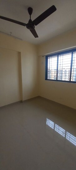 2 BHK Apartment For Rent in Saket CHS Malad East