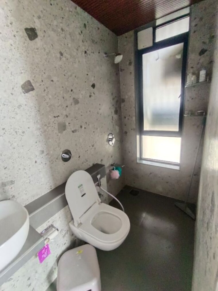 Bathroom, 5th-avenue-prasanna-aura 2 Bedroom 760 Sq.Ft. Apartment In Chembur Mumbai 10310622