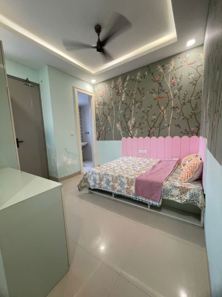 Bedroom, tdi-the-grand-retreat 3 Bedroom 180 Sq.Yd. Builder Floor In Sector 88 Faridabad 10308344