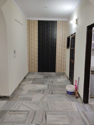 2 BHK Builder Floor For Rent in Sector 16