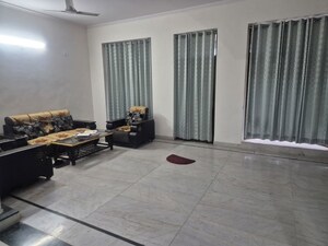 Gym in 1 BHK Independent House at Sector 41 – for Rent