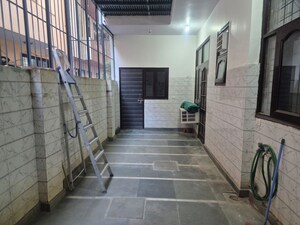 1 BHK Independent House For Rent in Sector 41