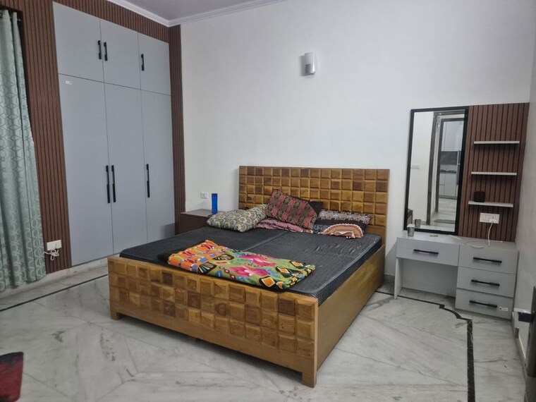 Bedroom, sector 41 1 Bedroom 180 Sq.Mt. Independent House In Sector 41 Noida 10310638