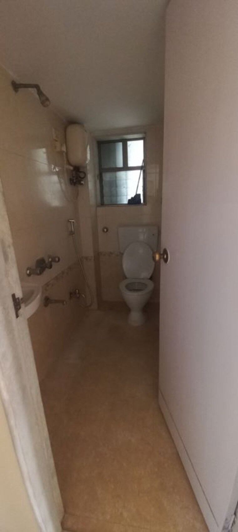 Bathroom, ambika-chs-goregaon 3 Bedroom 1000 Sq.Ft. Apartment In Goregaon East Mumbai 10310650