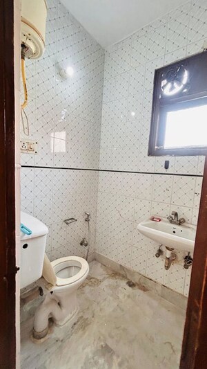 Bathroom in 2 BHK Builder Floor at Malviya Nagar – for Rent