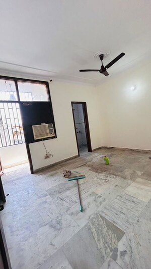 Room in 2 BHK Builder Floor at Malviya Nagar – for Rent