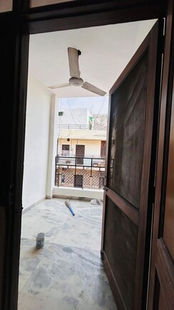 2 BHK + Servant Room Builder Floor For Rent in Malviya Nagar