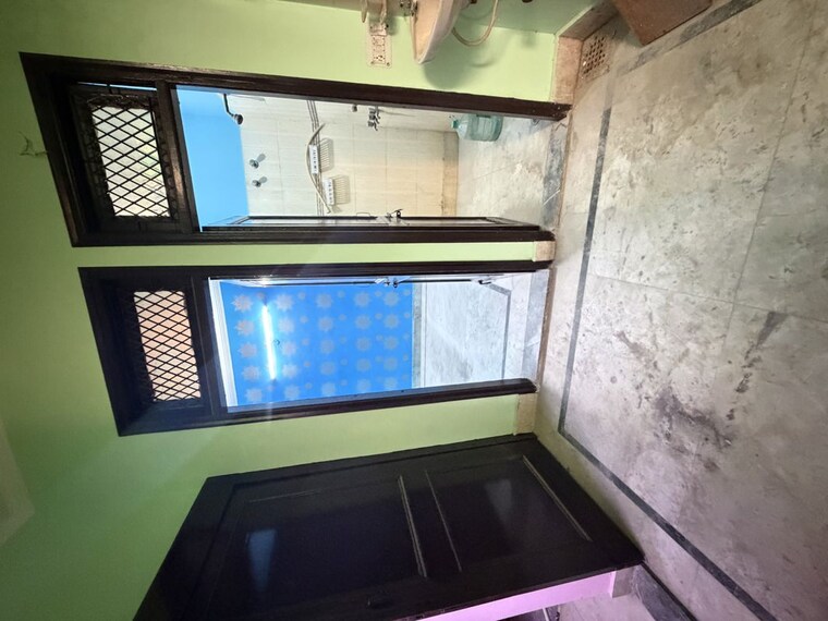 Kitchen, dwarka mor 2 Bedroom 50 Sq.Yd. Independent House In Dwarka Mor Delhi 10310642
