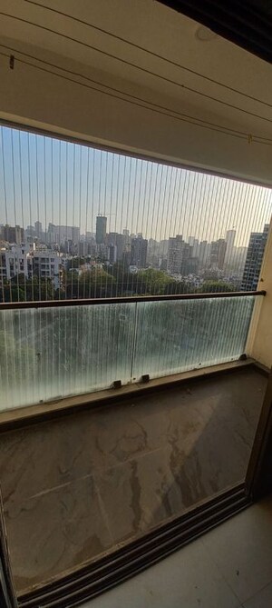 Swimming Pool in 3 BHK Apartment at Vaishno Sky, Malad East – for Rent