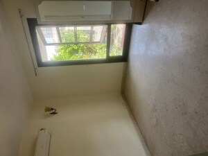 Room in 5 BHK Villa at Vipul Tatvam Villas, Sector 48 – for Sale