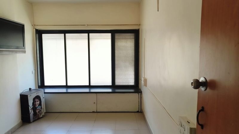 2 BHK 650 Sq.Ft. Apartment in Crystal Plaza Santacruz