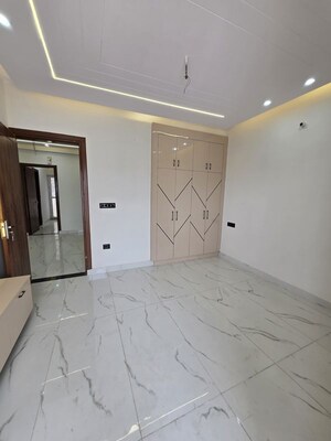 Room in 2 BHK Builder Floor at Ajabpur Khurd – for Sale