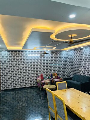 Team Area in 3 BHK Builder Floor at Chattarpur – for Sale