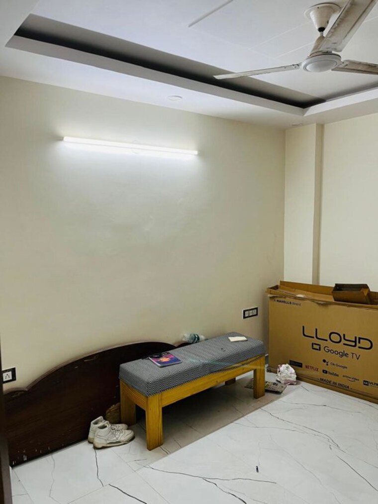 Bedroom, chattarpur 3 Bedroom 120 Sq.Yd. Builder Floor In Chattarpur Delhi 10310738