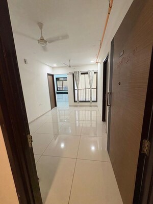 Building Lobby in 1.5 BHK Apartment at Chandak 34 Park Estate, Goregaon West – for Rent