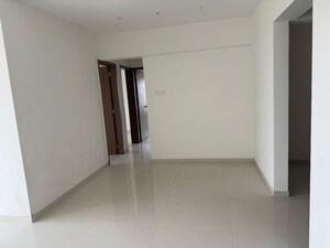Room in 3 BHK Apartment at Prisma Square, Moshi – for Rent