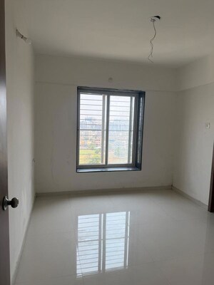 Room in 3 BHK Apartment at Prisma Square, Moshi – for Rent