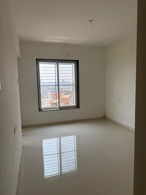 Room in 3 BHK Apartment at Prisma Square, Moshi – for Rent